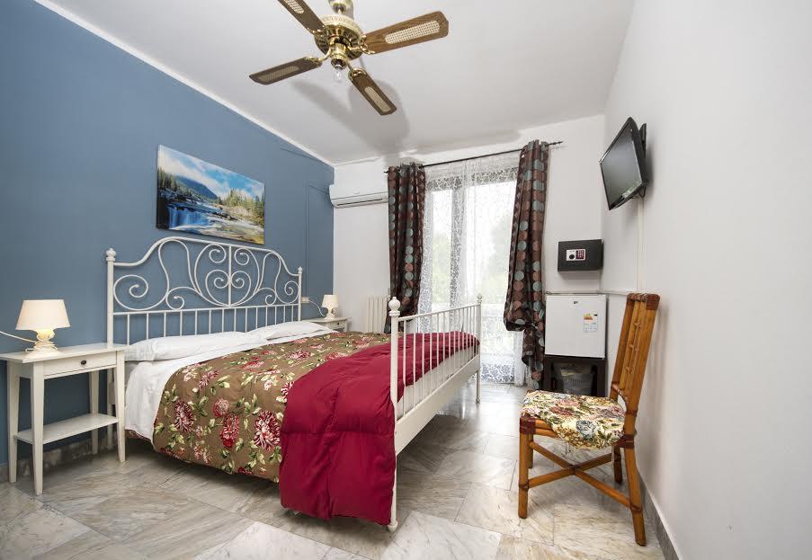 Olympic Kosher Holidays Hotel Sirmione Bagian luar foto