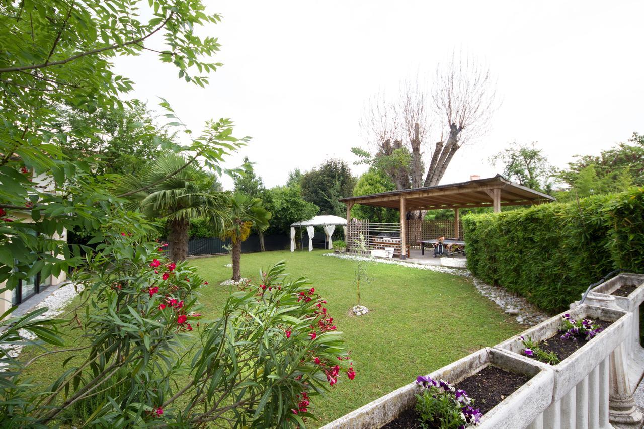 Olympic Kosher Holidays Hotel Sirmione Bagian luar foto